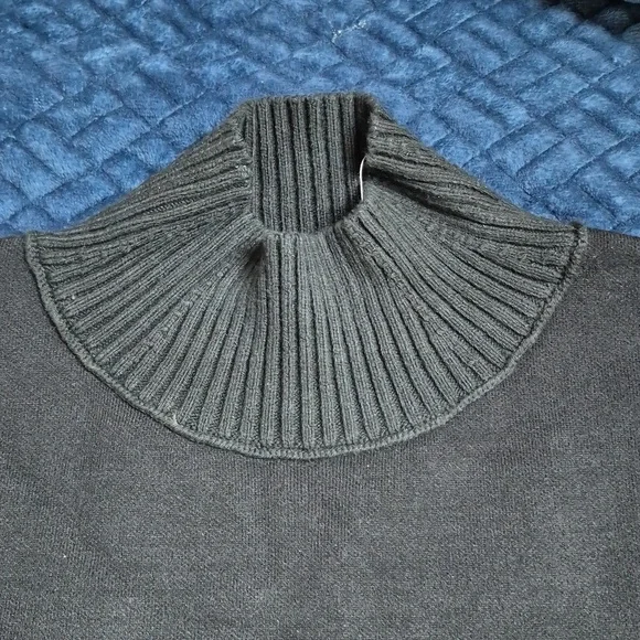 Anthropologie Logan Turtleneck Sweater In Black By Maeve Size Large, New W Tags - Picture 10 of 17